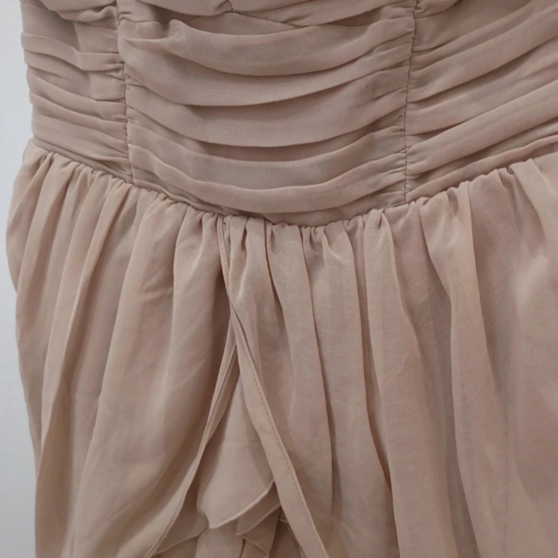 Beige klänning storlek 36 h&m - 91