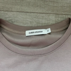 Carin Wester t shirt - aldrig använd tshirt från carin wester.