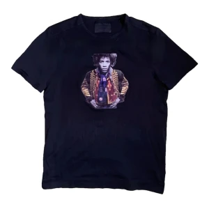 Limitato T-shirt - - Black - Storlek: Large - Fint skick (9/10) - Nypris: 2200 SEK