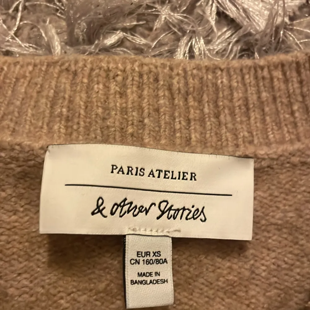 Säljer min supersnygga & orter stories tröja, som har använts en gång, säljer för inte kommit till användning, kan diskutera pris kan ta lägre. Tröjor & Koftor.