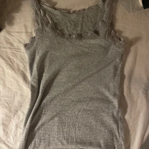 Calvin klein linne - Ck linne. Klippt till normallängd. 