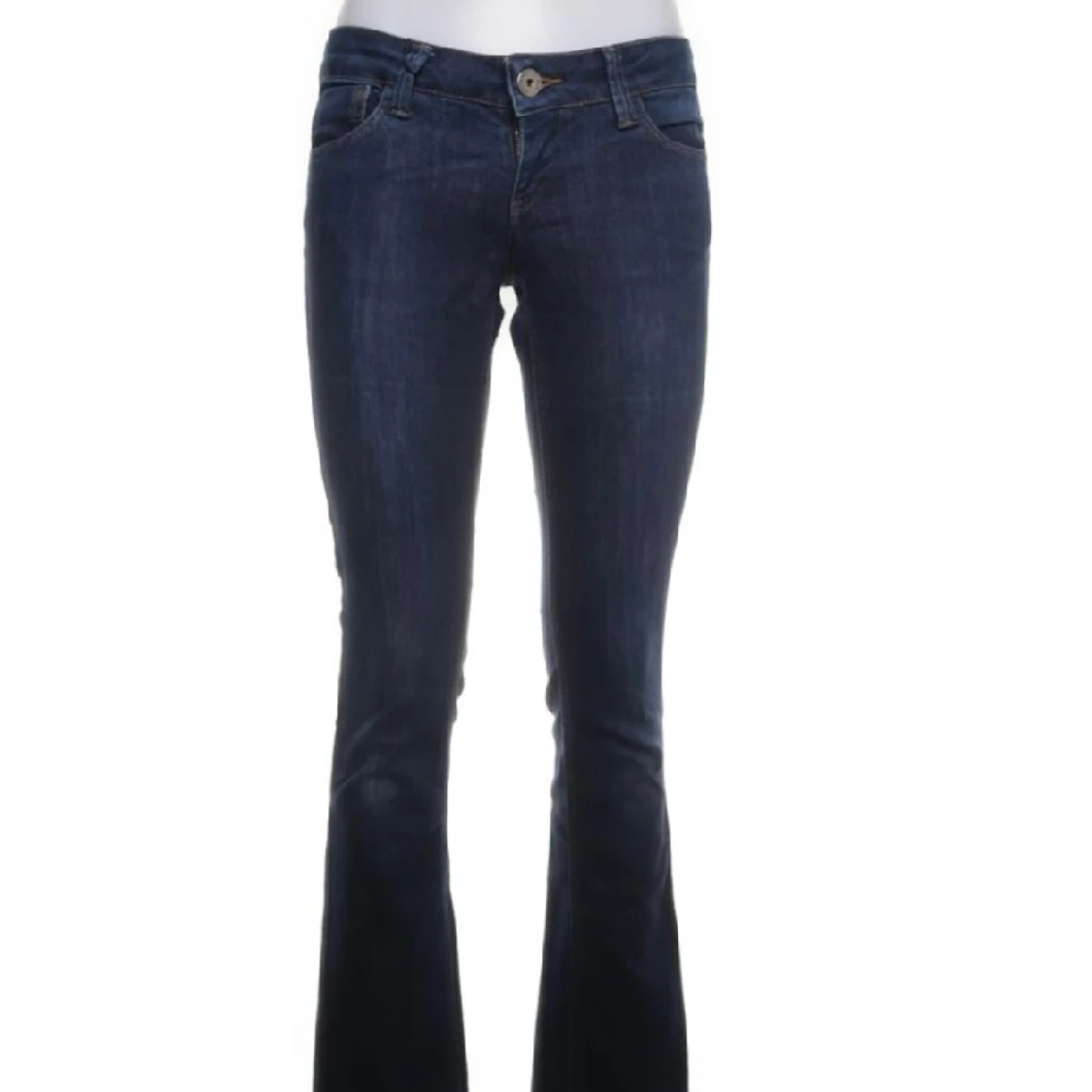 Lågmidjade botcut jeans