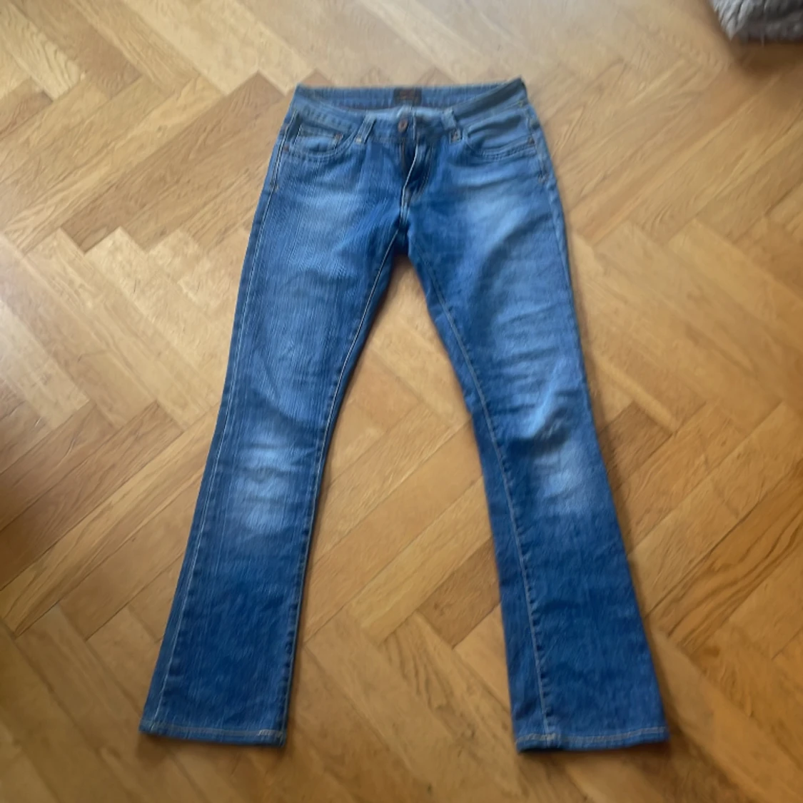 Lågmidjade bootcut jeans  - 90