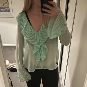 Blus  - Bra skick! 