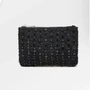 becksöndergaard glittrig plånbok - oanvänd plånbok köpt för 449kr jag säljer för 370. Säljer den enskilt men gärna tillsammans med tillhörande väska💘