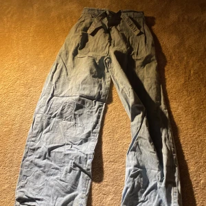 Snygga byxor! - Aldrig använda!