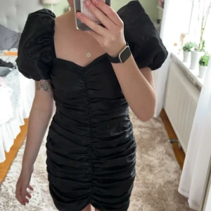 Klänning - NA-KD - Klänning från Na-kd Storlek 36  Fint skick 