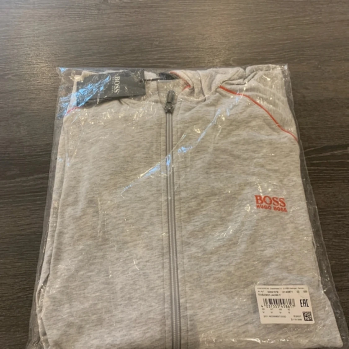 Hugo Boss zipper  - 93