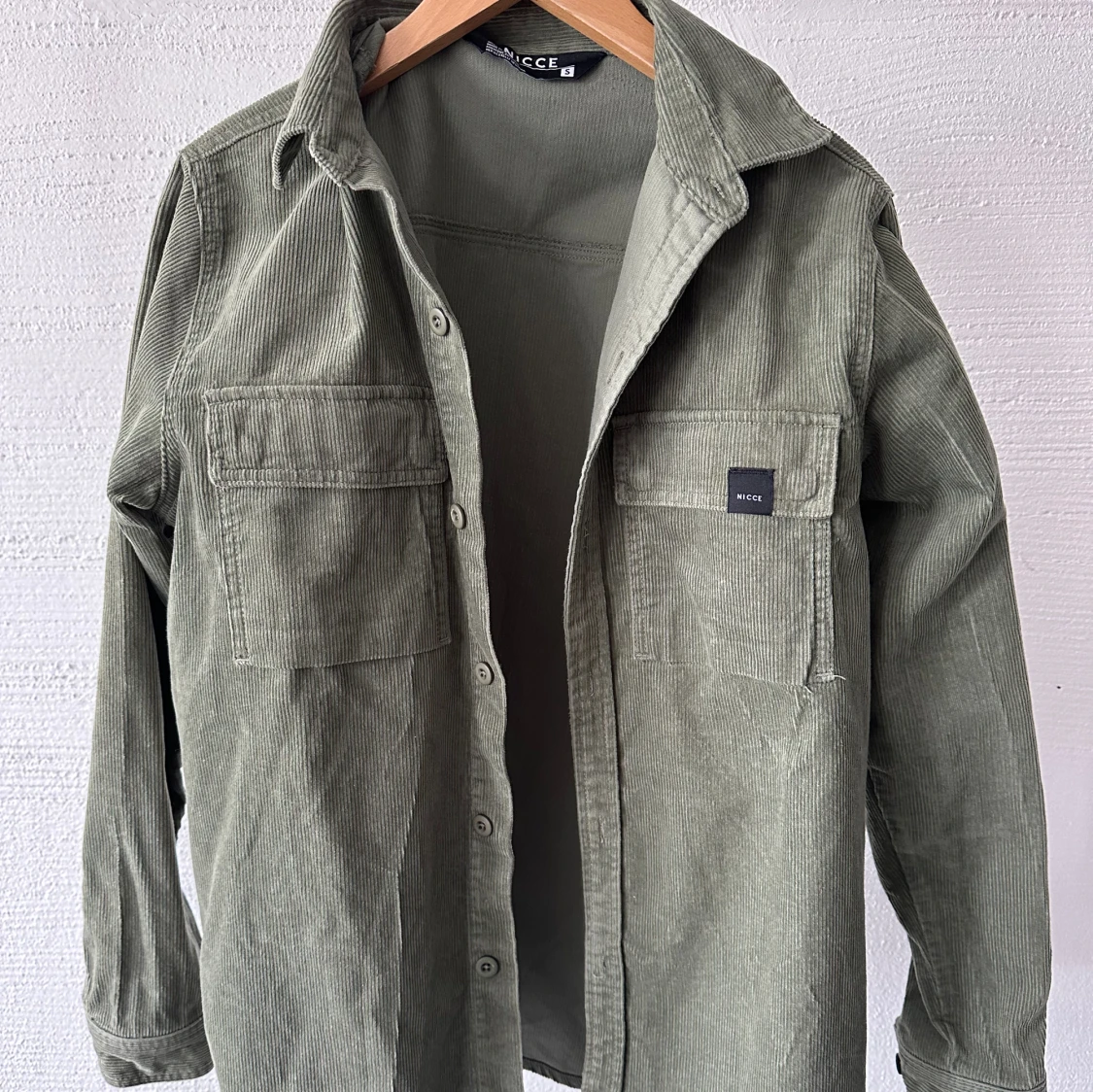 Nicce grön overshirt