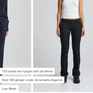 Lågmidjade kostymbyxor bikbok - Är i fint och bra skick! Är i strl 38. Säljer för dom inte kommer till användning tyvärr längre. Köpte för 499kr men säljer för 250kr+frakt💕 (skriv om intresserade eller om har frågor, och vill ha bild på mina egna) 