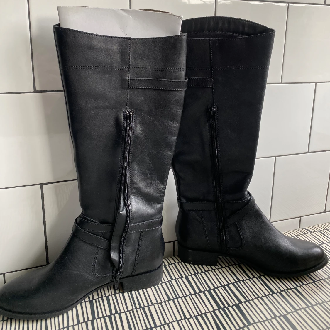 Helt nya stövlar  - 90