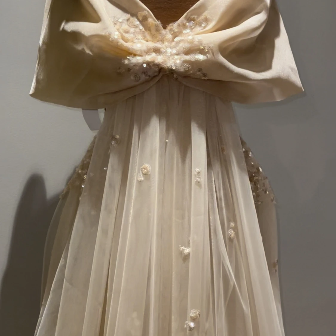 Helt ny festklänning  - 92