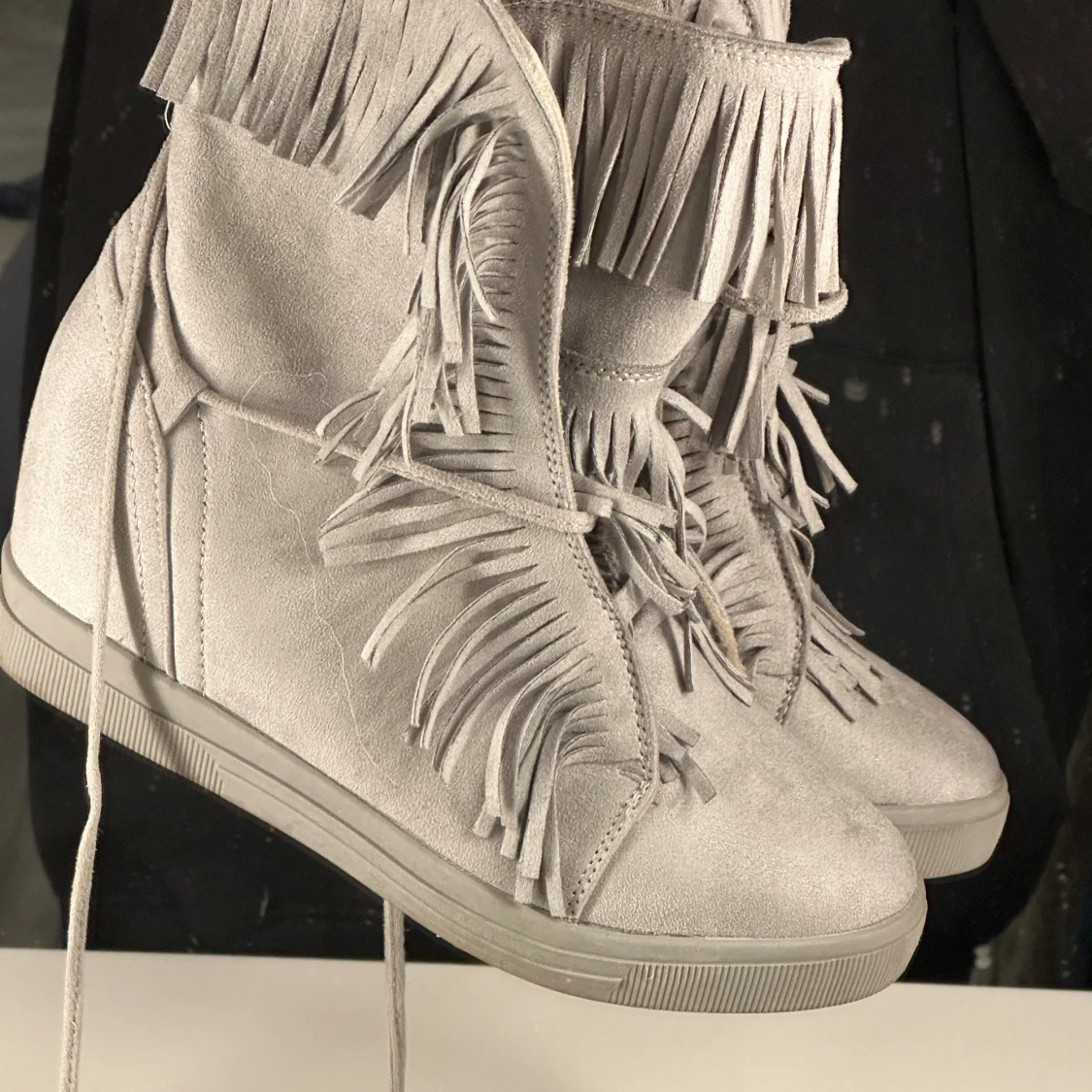 Isabel markant liknade skor - 92