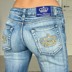 Victoria beckham jeans - midjemått: 37cm rakt över, innerbenslängd: 75cm 💗 