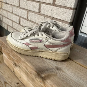 Skor - Skor från Reebok!!  