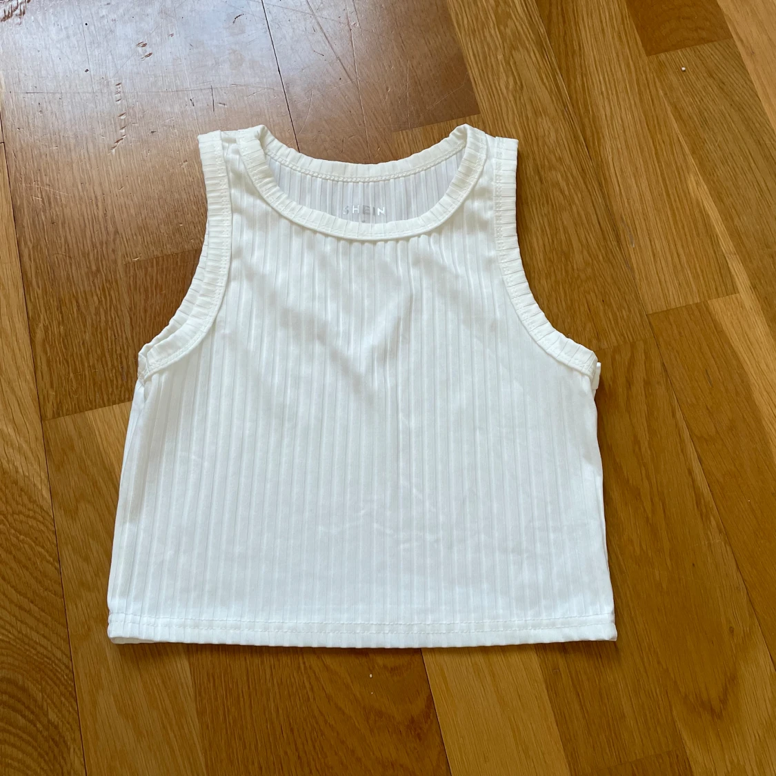 Vit topp stl S från SHEIN 