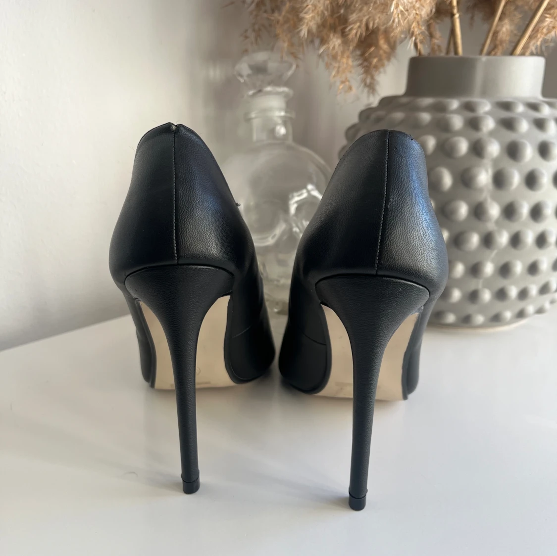 Svarta klackskor - 91