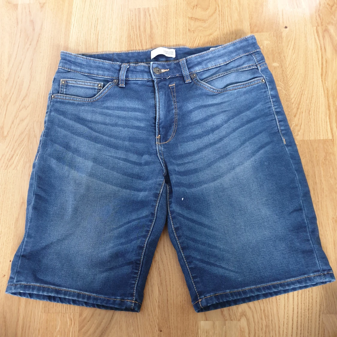 Blå jeansshorts från Solid