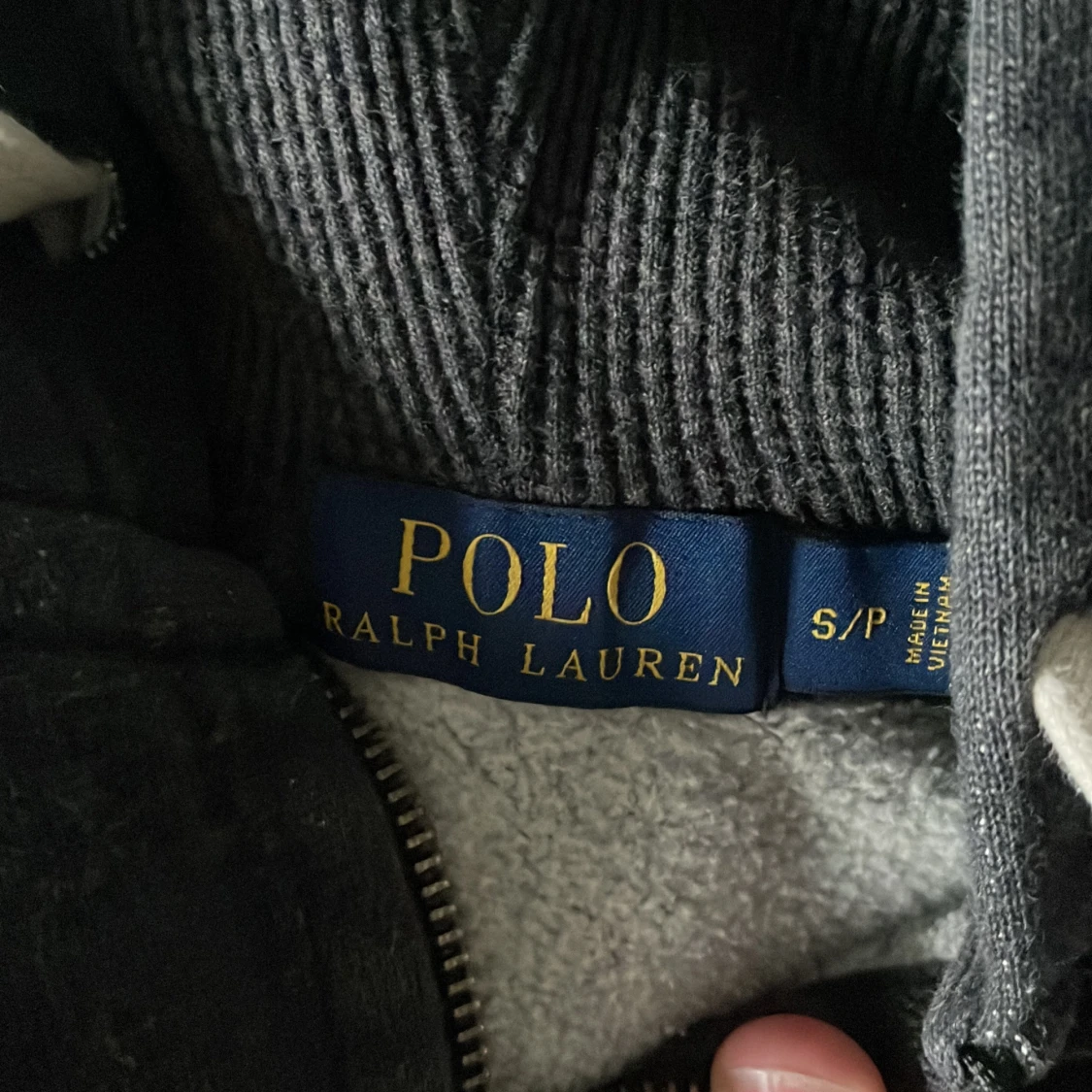 Svart hoodie från Polo Ralph Lauren - 92