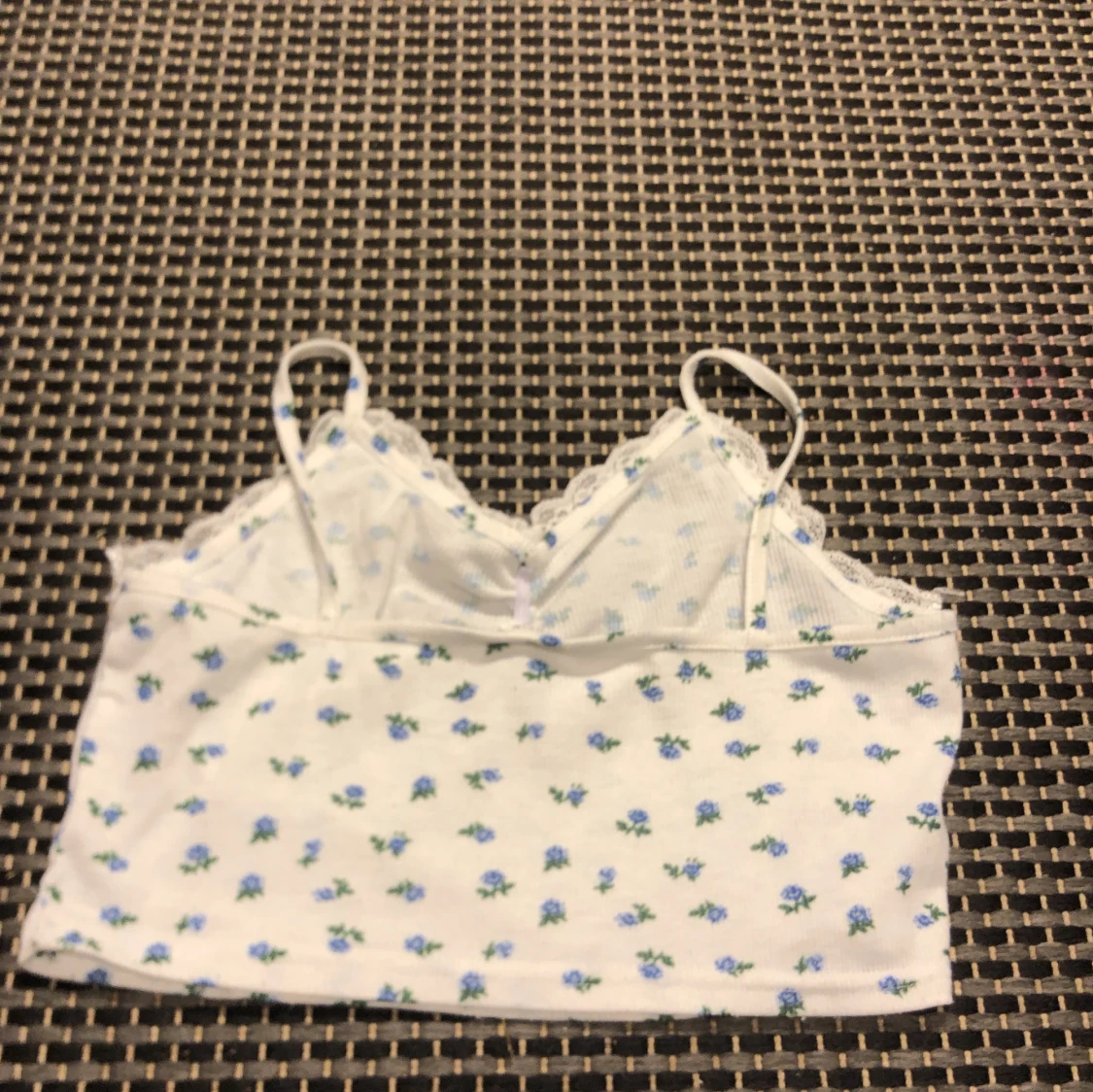 Vit blommigt linne - 90