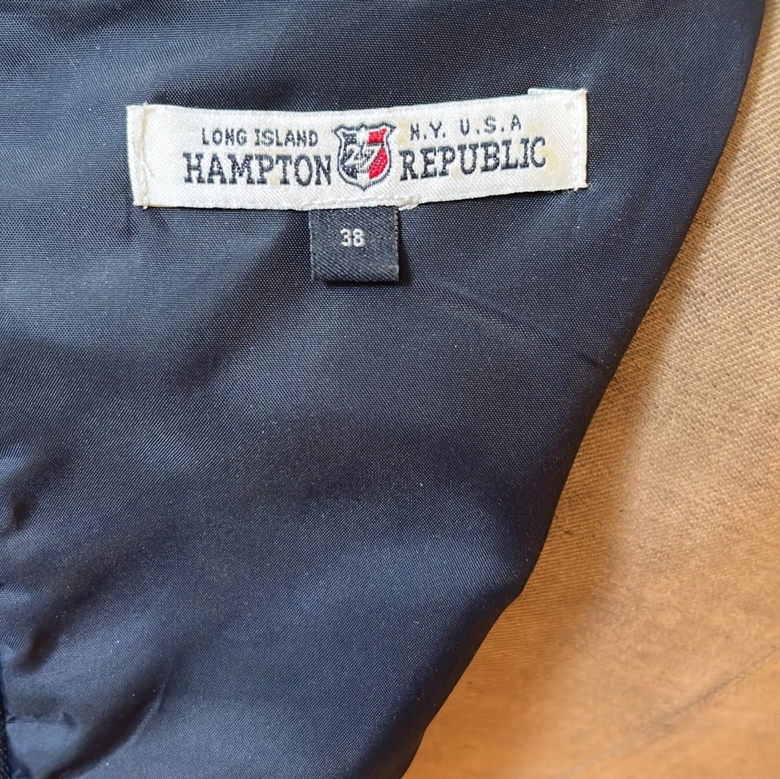 Mörkblå sammetsklänning från Hampton Republic - 91