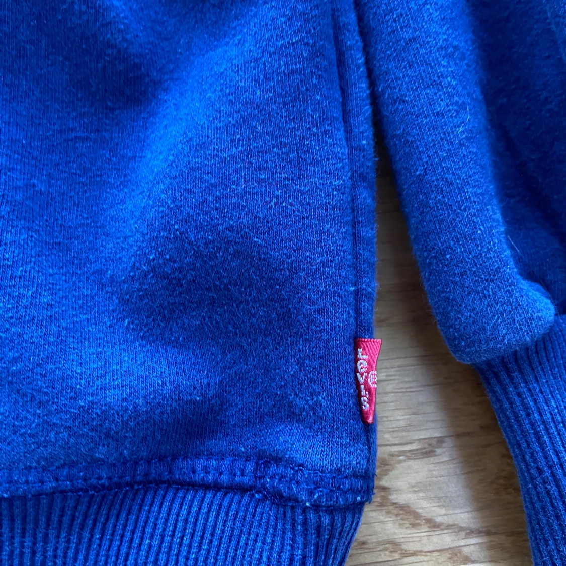 Blå sweatshirt från Levi's - 90