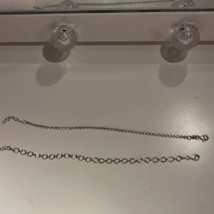 Armband - Jättefint silver armband, vet inte vart det är ifrån då jag fått det