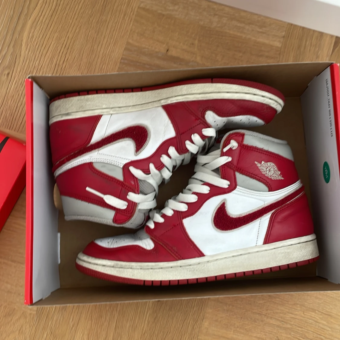 Air Jordan 1 Retro High OG Varsity Red - 91