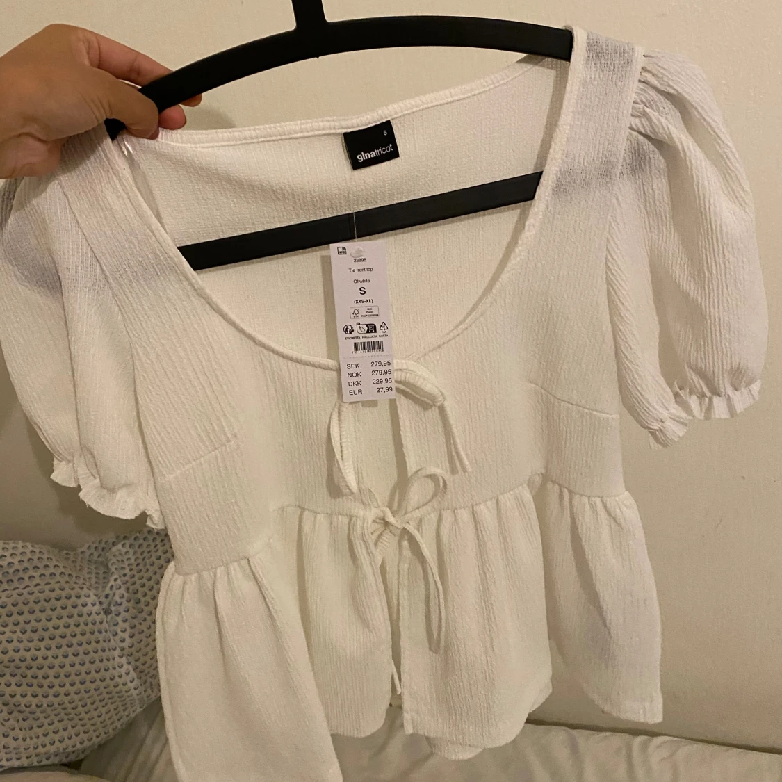 Topp knytband ginatricot  - 92