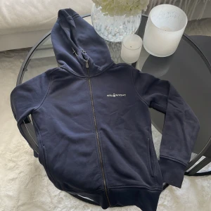 Sail Racing zip hoodie - Fint skick✨
