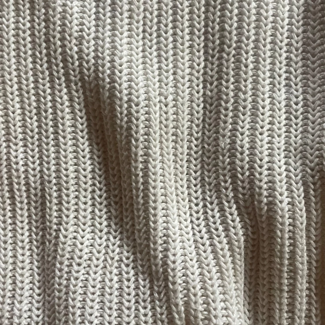 Vit stickad tröja från Label Collection - 90