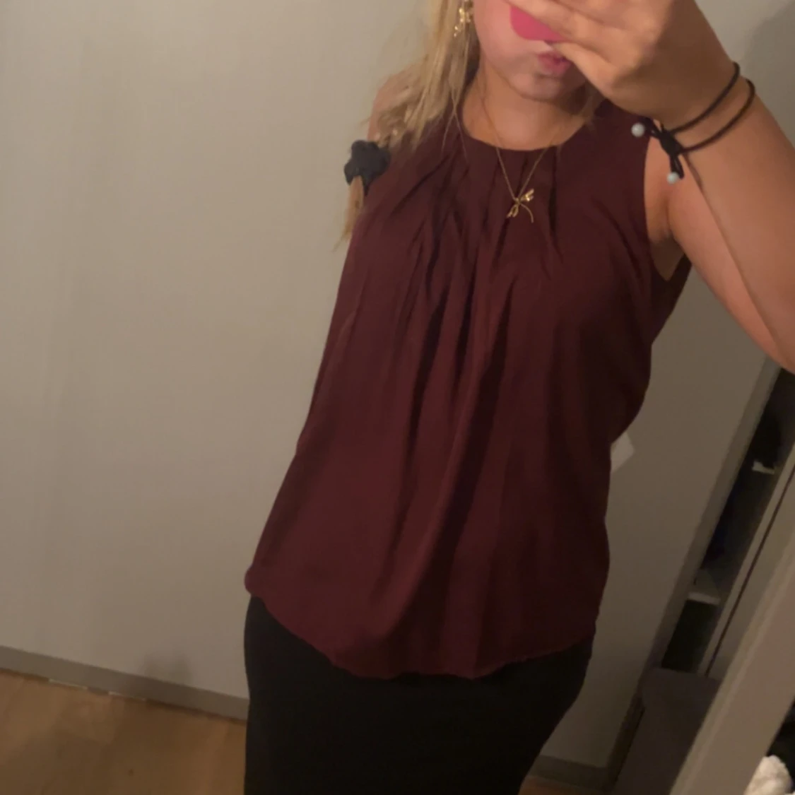 Vinröd ärmlös topp - 90