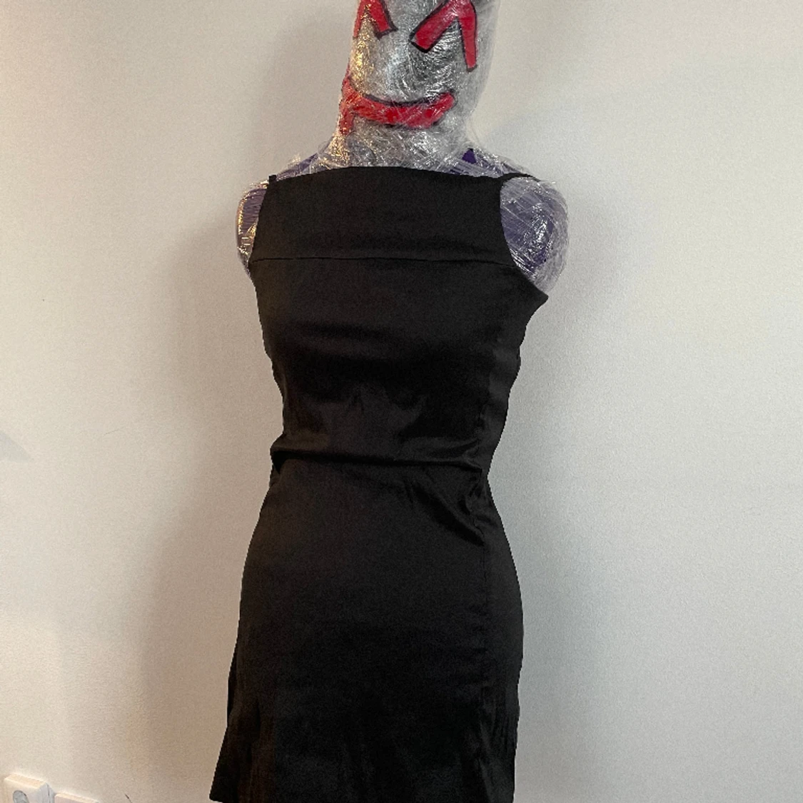 Svart kort klänning  - 90