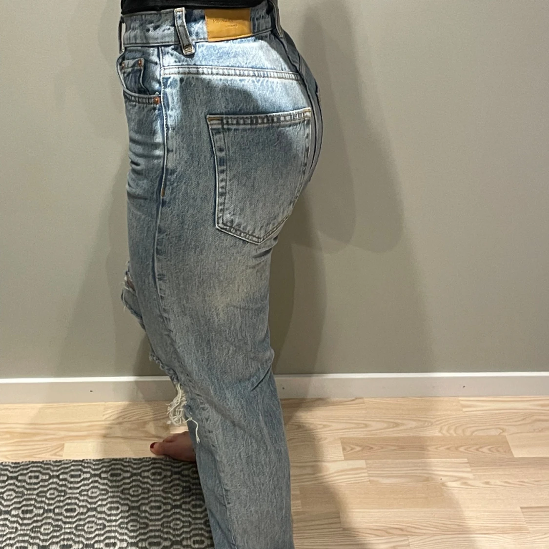 Slitna jeans Gina tricot blåa - 90
