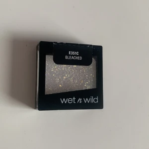 ögon-glitter ! - !!TRYCK EJ PÅ KÖP NU!! glitter ögonskugga från wet & wild, öppnad men aldrig använd