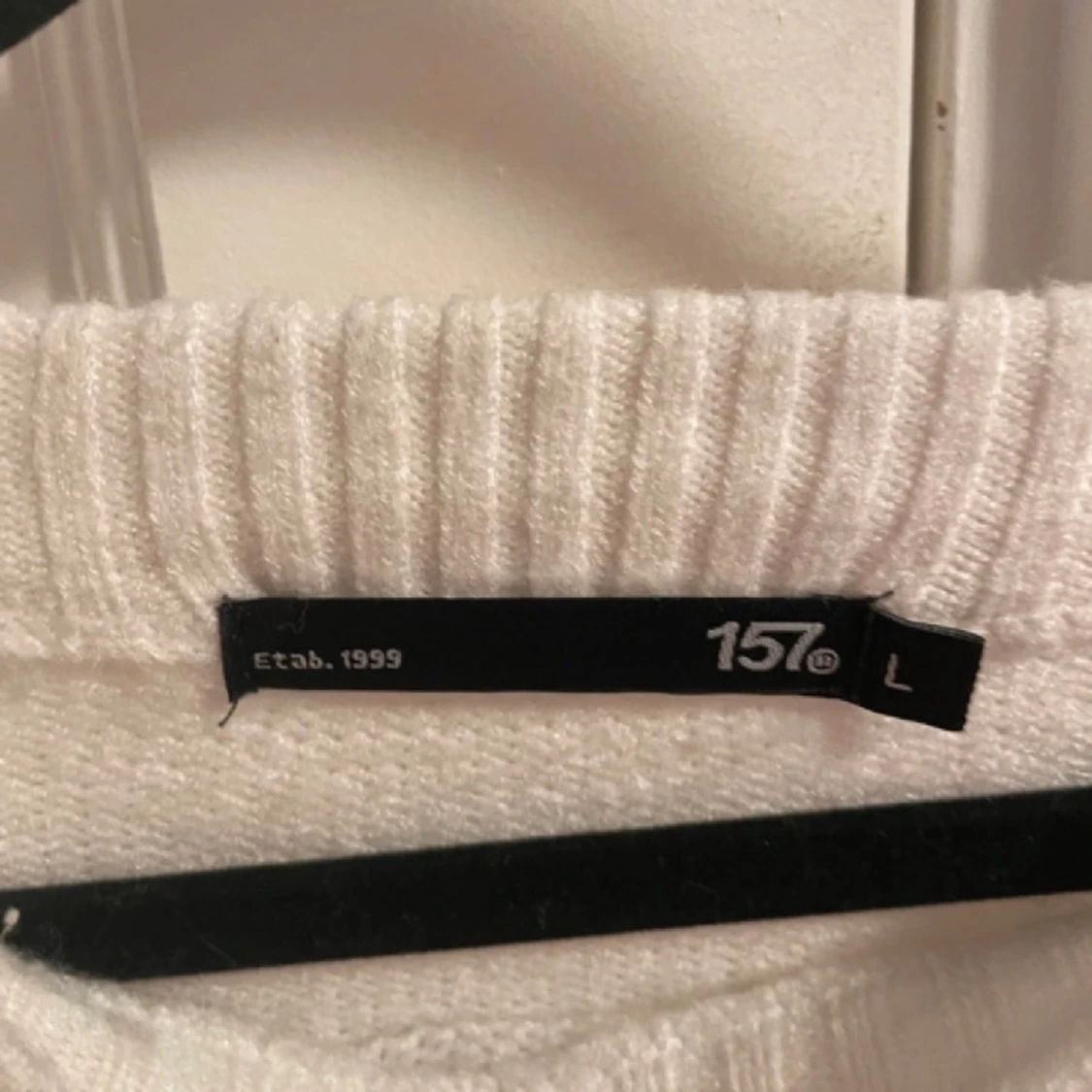 Stickad tröja  - 91