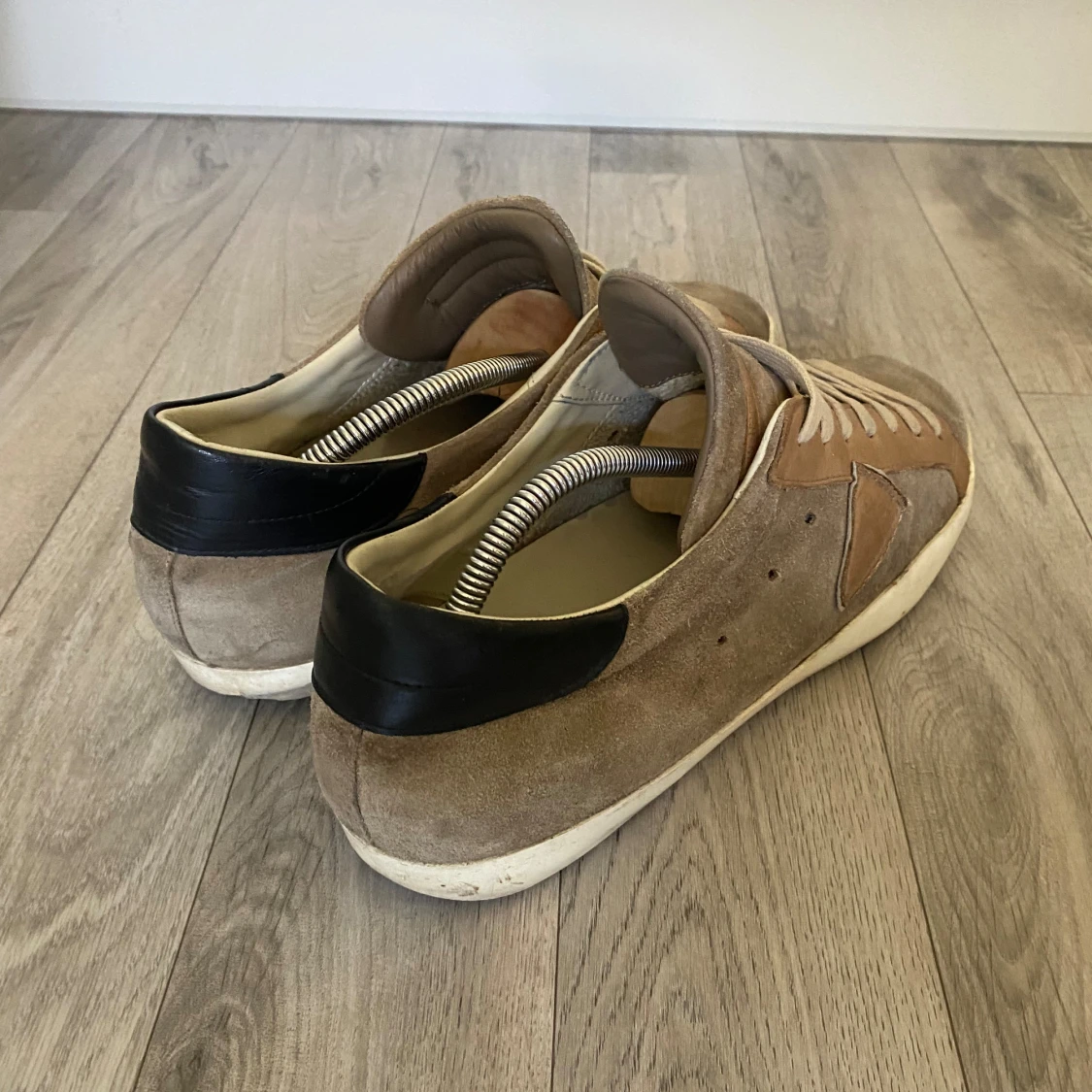 Phlippe model skor  - 90