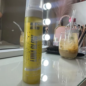 Setting spray  - Jättefint på ansiktet 