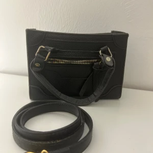 Liten väska  - Fler bilder kan skickas❤️