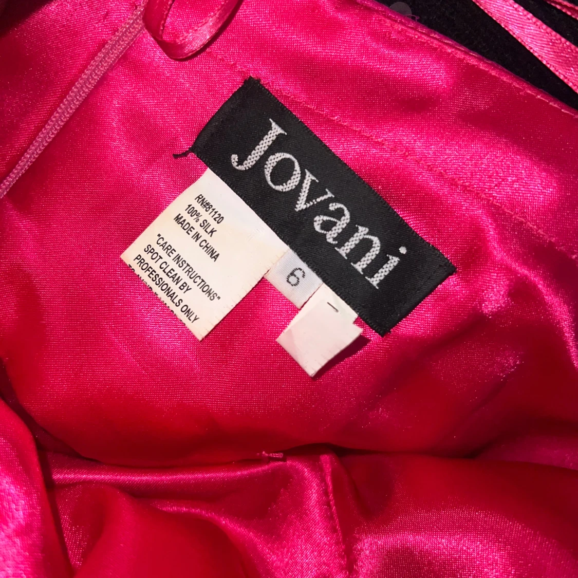 Kort glitter/volanger rosa festklänning  - 92