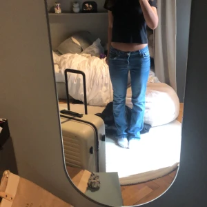 Gina jeans - Säljer dessa jeans från gina som är ganska oanvända och jag vet inte riktigt vad dem kostade innan därav priset 🫶