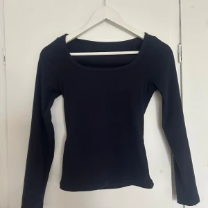 Topp - Väldigt mjukt material. !Från Shein! Kom privat om frågor💞