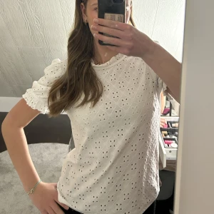 Topp  - Jättefin topp från Vila, använd Max 3 gånger 💓💓