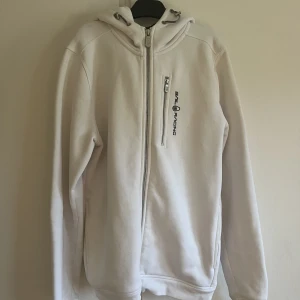 Sail racing zip hoodie - Använd fåtal gånger. Strl 170 men passar även xs/s.