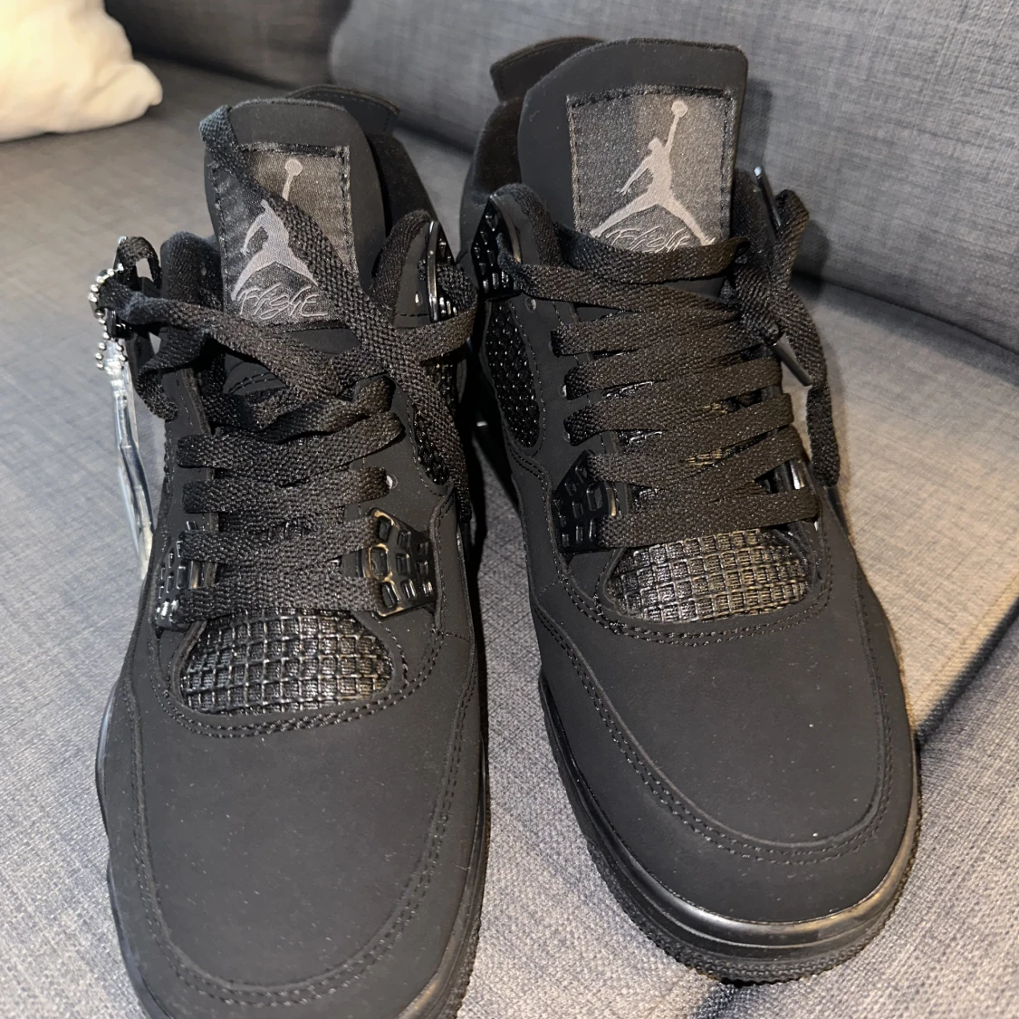 Black cats jordan 4 - 91