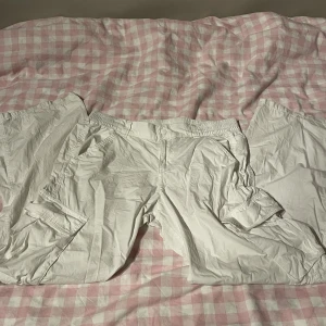 Cargobyxor  - Knappt använda, baggy 