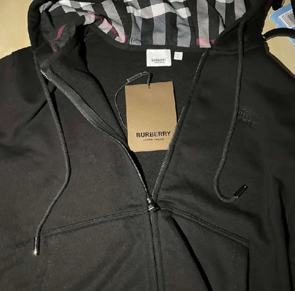 Buerberry claredon  - 90