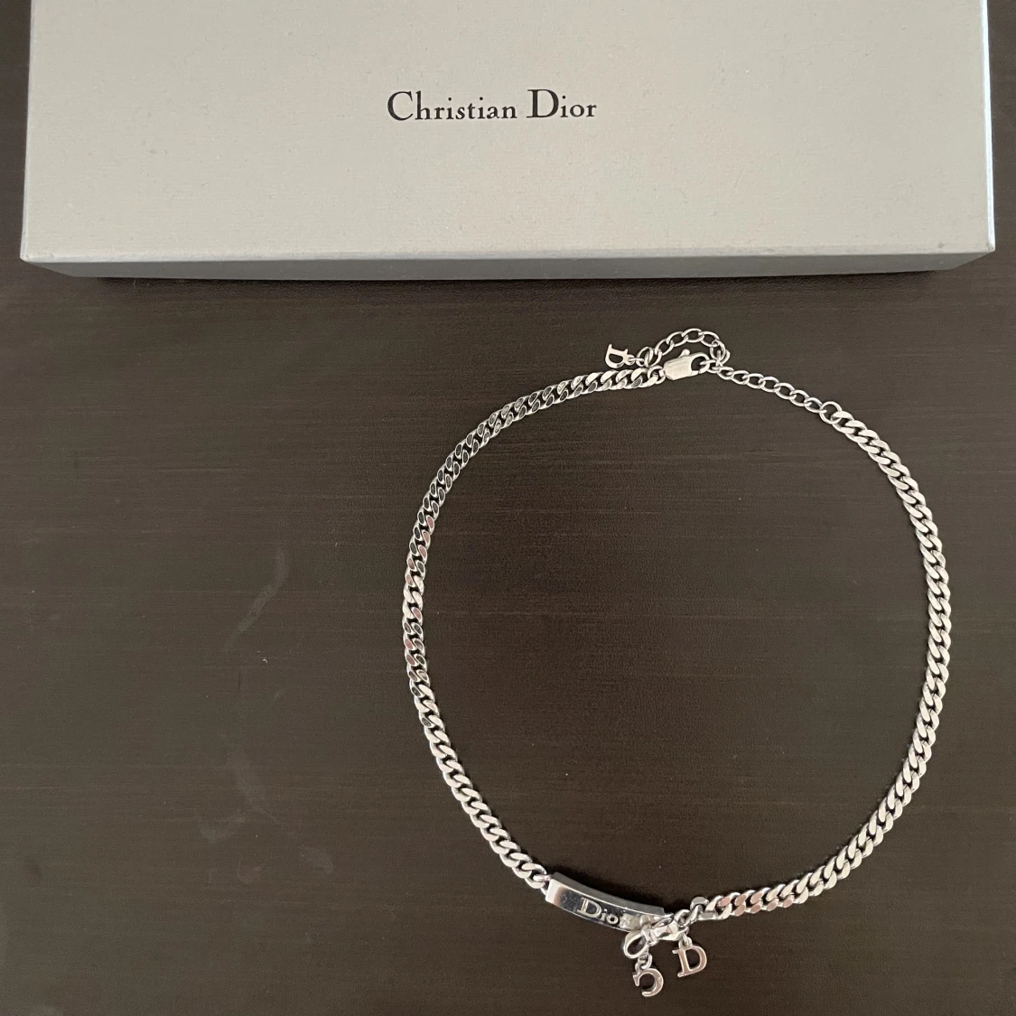 Halsband från Dior - 90