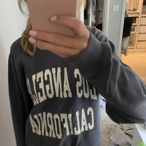 Onesize - Sweatshirt från brandy melville