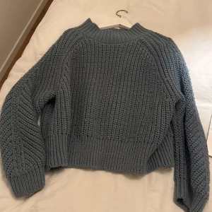 Tröja H&M💗 - Mycket liten i storlek! Passar mig lite oversized som är S💗